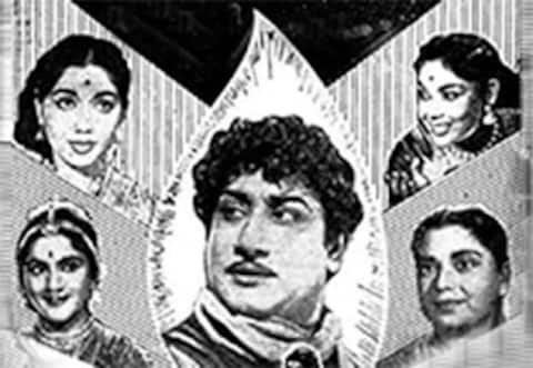 பிளாஷ்பேக்: ஒரே படத்தில் சிவாஜியை காதலித்த 4 நாயகிகள்