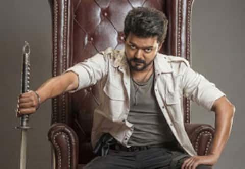 ஜனநாயகன் முன்பதிவு குறைந்தது : வசூல் 200 கோடி கடந்தது…