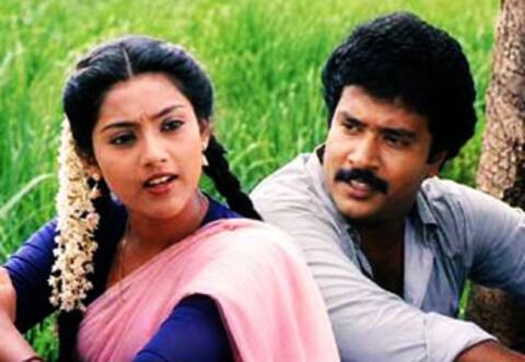பிளாஷ்பேக்: நாயகியாக மீனாவின் முதல் படம் எது தெரியுமா?