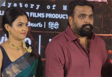 முதன்முறையாக போலீசாக நடித்துள்ள சசிகுமார், அரசியல் குறித்தும் பேச்சு
