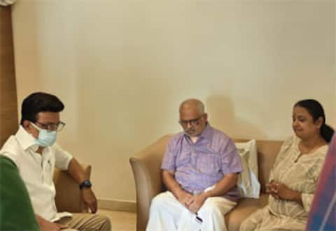பூச்சி முருகனிடம் நலம் விசாரித்த ஸ்டாலின் மற்றும் நடிகர் சங்க நிர்வாகிகள்