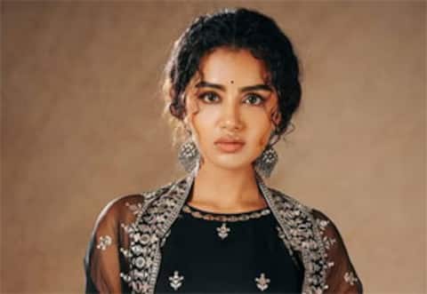 காதலன் பெயர் சொல்லாத அனுபமா, காதலன் பதிலளிப்பாரா ?