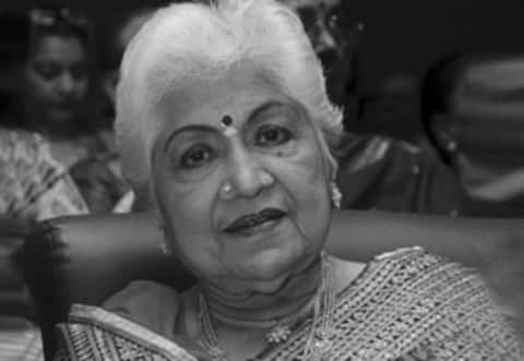பழம்பெரும் நடிகை சவுகார் ஜானகி காலமானார்