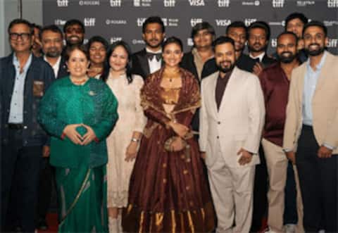 டொரோன்டோ விழாவில் டோரதி பிரிமீயர் நிறைவு : எழுந்து நின்று கைதட்டிய பார்வையாளர்கள்