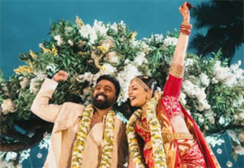 அஹானா கிருஷ்ணா திருமணம்: ஒளிப்பதிவாளர் நிவீஷ் ரவியை மணந்தார்