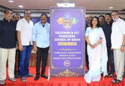 தமிழ் சினிமாவில் ஓடிடி தயாரிப்பாளர்கள் சங்கம்: நடிகை ராதிகா கவுரவ தலைவர் ஆனார்