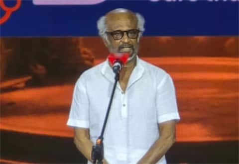 பாரதிராஜாவும் பாக்யராஜூம் கடவுள் அனுப்பிய குழந்தைகள்: நடிகர் ரஜினிகாந்த் பேச்சு