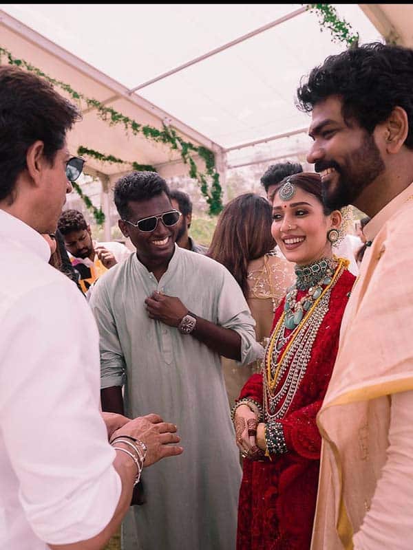 இன்னமும் வைரலாகும் நயன்தாராவின் திருமண போட்டோஸ்...!