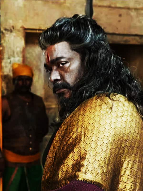 சரத்குமார், பார்த்திபன் : பழுவேட்டரையர்கள் தோற்றம் வெளியீடு