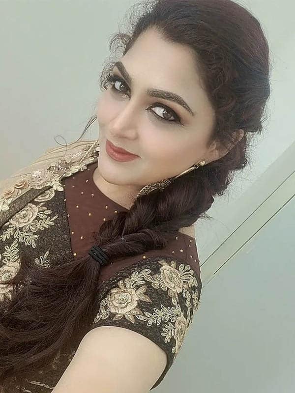 நயன்-விக்கி குழந்தைப்பேறு; சமூக ஊடகங்களில் காரசாரம்!