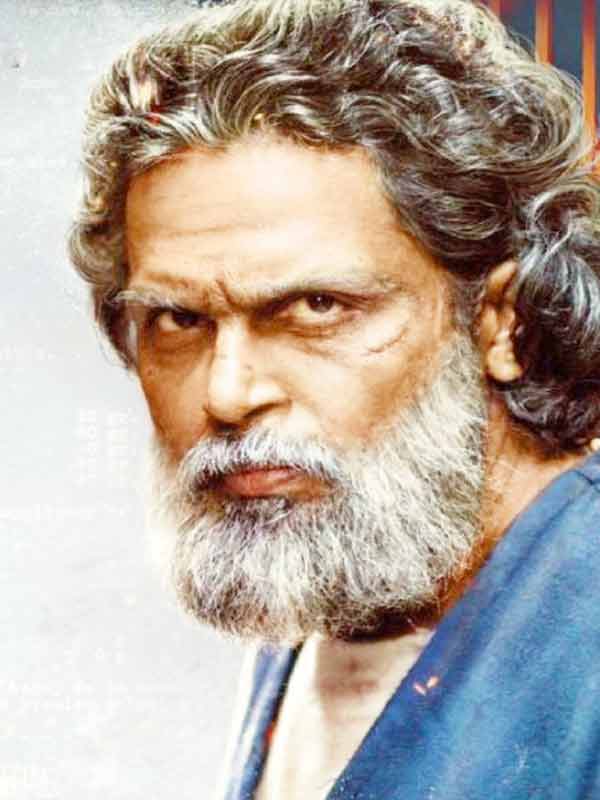 மூன்று இரண்டாம் பாகப் படங்களில் கார்த்தி !