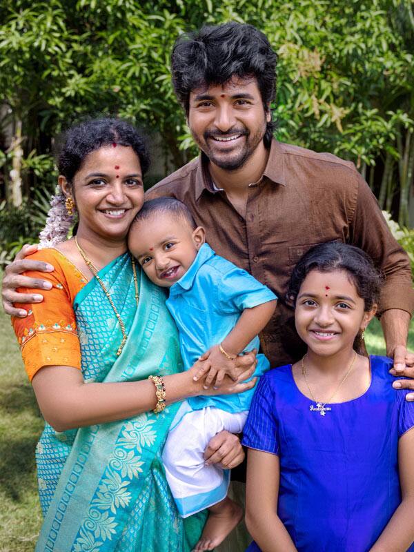 திரைநட்சத்திரங்களின் பொங்கல் கிளிக்ஸ்
