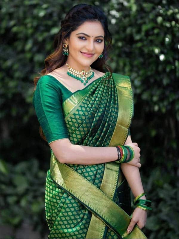தமிழ் புத்தாண்டு தினத்தன்று பிரபலங்களின் கிளிக்ஸ்