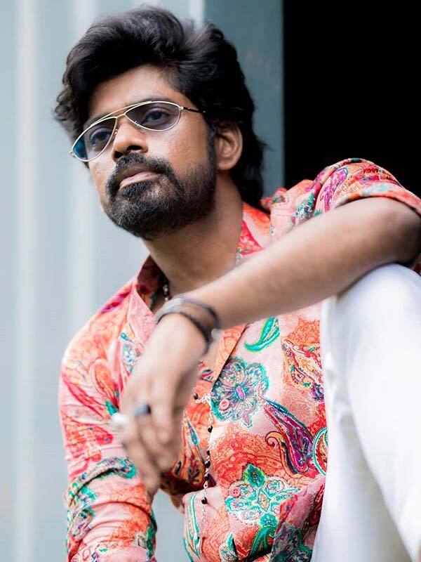 ஹீரோவாகும் பிரபல நடன இயக்குனர்