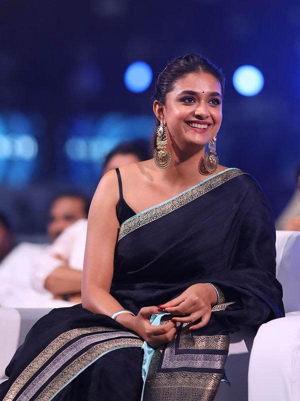 பிரபல நடிகைகளின் ரீசன்ட் கிளிக்ஸ்