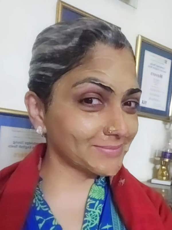 பளபளப்பான சருமத்துக்கு... குஷ்பூ சொல்லும் டிப்ஸ் !