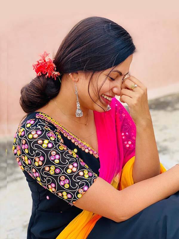 மதுமிதாவின் சிம்பிள், க்யூட் ஹேர்ஸ்டைல்ஸ் இதோ... !