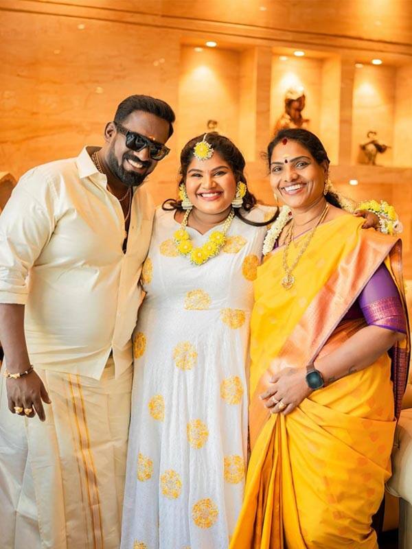 தங்கத்தால் இழைக்கப்பட்ட ரோபோ சங்கர் மகளின் திருமண புடவை !