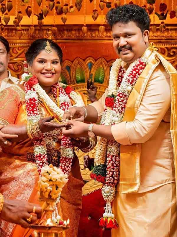 தங்கத்தால் இழைக்கப்பட்ட ரோபோ சங்கர் மகளின் திருமண புடவை !