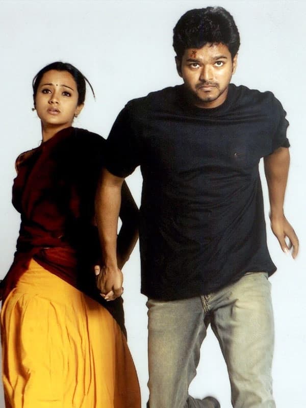 கில்லி ரீ-ரிலீஸ் : கொண்டாடி வரும் 2கே ரசிகர்கள்