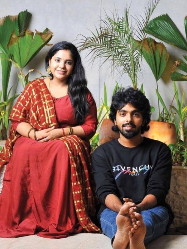 11 ஆண்டு திருமண வாழ்விலிருந்து பிரிகிறோம்- ஜி.வி.பிரகாஷ், சைந்தவி அறிவிப்பு