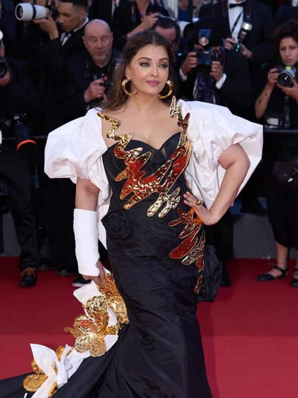 கேன்ஸ் 2024 விழாவில் அசத்திய ஐஸ்வர்யா ராய்