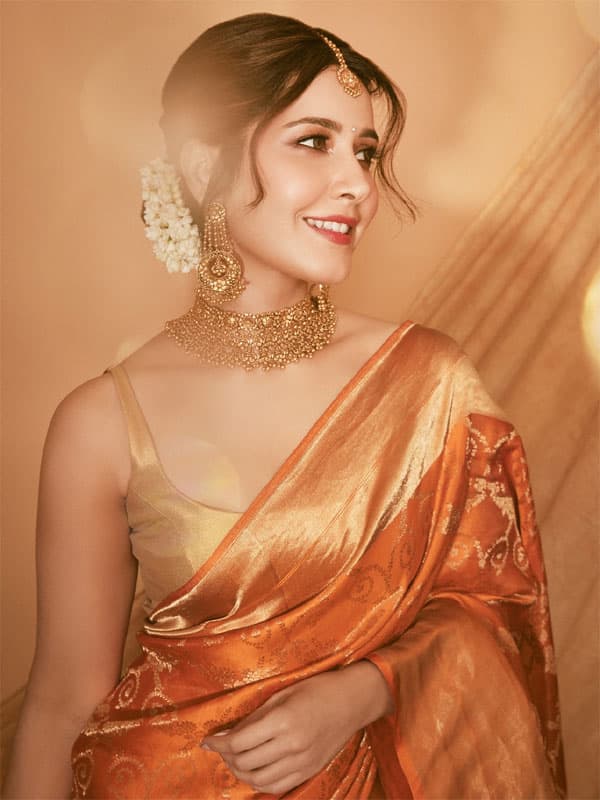 தேவதை இவளா... ராஷி கண்ணா