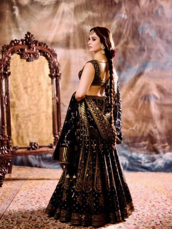 விழி மூடி யோசித்தால் தமன்னா தான்...!