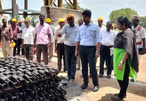  திருவள்ளூர் மாவட்டம் திருவாலங்காடில், திருத்தணி கூட்டுறவு சர்க்கரை ...