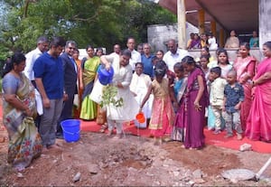  பொள்ளாச்சி ராஷ்டிரியா வித்யா பவன் பள்ளியில், மரக்கன்று நடும் விழா ...