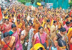 சிவபெருமானுக்கு உகந்த ஸ்ராவண மாதமான இந்த மாதம் முழுதும், வட மாநிலங்களில் ...