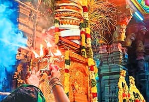 மதுரை மீனாட்சி அம்மன் கோவில் ஆவணி மூலத் திருவிழா கொடியேற்றப்பட்டு ...