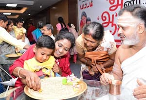 விஜயதசமி முன்னிட்டு,  கோவை ஸ்ரீ ஐயப்பன் பூஜா சங்கத்தில் தினமலர் நாளிதழ் ...