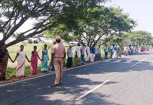 ராமநாதபுரம் மாவட்டம் சிக்கல் பகுதியில் தனி யூனியன் அமைக்க வலியுறுத்தி 30 ...