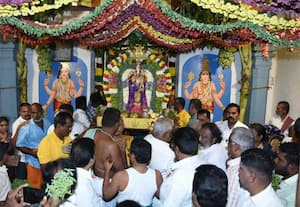  வைகுண்ட ஏகாதசியை முன்னிட்டு கரூர் அபய பிரதான ரங்கநாதர் கோயிலில் ...