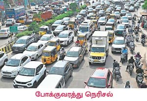 'பீக் ஹவர்ஸ்' நேரத்தில் சென்ற வாகனங்களால் டைடல் பார்க் சந்திப்பில், ...