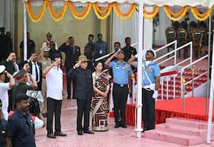  குடியரசு தினத்தையொட்டி, தமிழக அரசு சார்பில் இன்று (ஜனவரி 26) சென்னை மெரினா ...