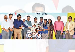 தினமலர் நாளிதழ் மாணவர் பதிப்பான பட்டம்இதழுடன், ராஜலட்சுமி இன்ஸ்டிடியூட் ...