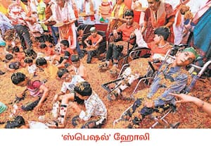 உபி மாநிலம் பிரயாக்ராஜில் மூளை முடக்குவாதத்தால் பாதிக்கப்பட்ட ...