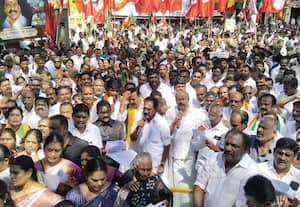 மதுரை மாநகராட்சி ஊழலை கண்டித்து அ.தி.மு.க., தலைமையில் தேசிய ஜனநாயக கூட்டணி ...