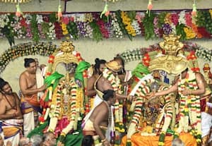 மதுரை மீனாட்சி அம்மன் கோயில் சித்திரை திருவிழா திருக்கல்யாணம் இன்று ...
