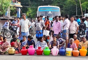  திருவண்ணாமலை மாவட்டம் செங்கம் அடுத்த பரமனந்தல் காமராஜர் நகர் பகுதியில், ...