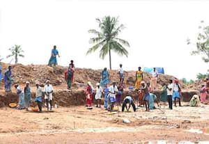  திருவண்ணாமலை மாவட்டம் செங்கம் அடுத்த காரியமங்கலம் கிராமத்தில், ஊரக ...
