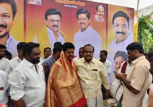 விழுப்புரம் மத்திய மாவட்ட தி.மு.க.,செயலாளர் டாக்டர் லட்சுமணன் பிறந்த நாளை ...