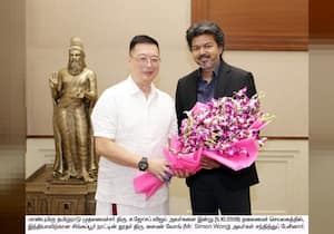 வேட்டி அணிந்து வந்த, இந்தியாவிற்கான சிங்கப்பூர் நாட்டின் துாதர் சைமன் ...