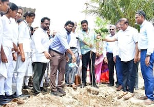 ராமநாதபுரம் அருகே பழங்குளம் கண்மாயில் ரோட்டரி கிளப் ஆப் ராமநாதபுரம், ...