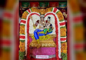 வல்லக்கோட்டை முருகன் கோவிலில், நவராத்திரி விழாவின் நான்காம் நாளான ...