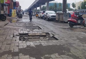  ஓ.எம்.ஆரில் அவசரகதியில் சாலை அமைத்து ரூ.40 கோடி வீணடிப்பு மழையில் சீரமைப்பு பணி செய்ததால் மீண்டும் சேதம்