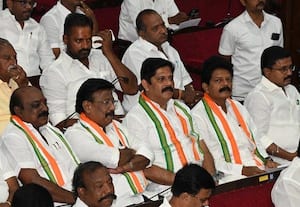   முதல்வர் விஜய்க்கு வாழ்த்து கூறிய விவகாரத்தில்... கூச்சல், குழப்பம்!: மாநகராட்சி கூட்டத்தில் காங்., - தி.மு.க., மோதல் 