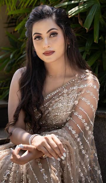 மதுமிதாவின் சிம்பிள், க்யூட் ஹேர்ஸ்டைல்ஸ் இதோ... !